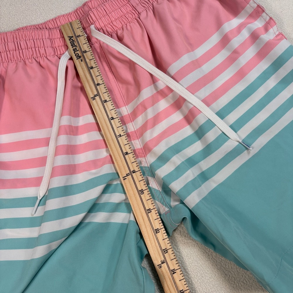 Chubbies The On The Horizons 7" Swim Trunks‎ Men's M Pink Blue Stripe Mesh Lined - Picture 8 of 12